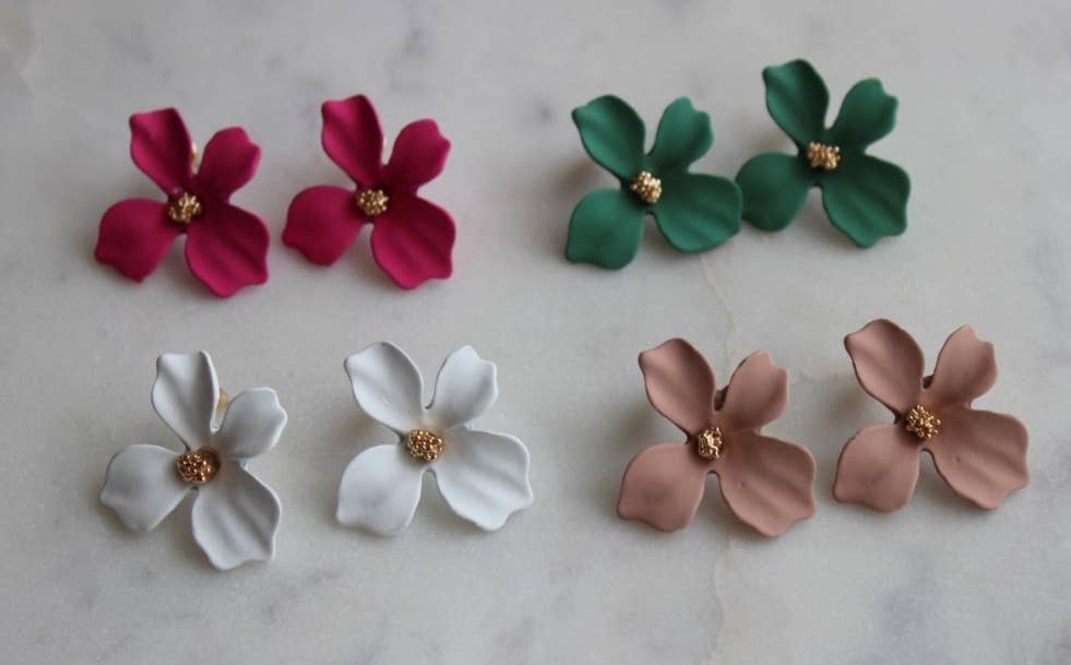 Flower Stud Earrings: Blush