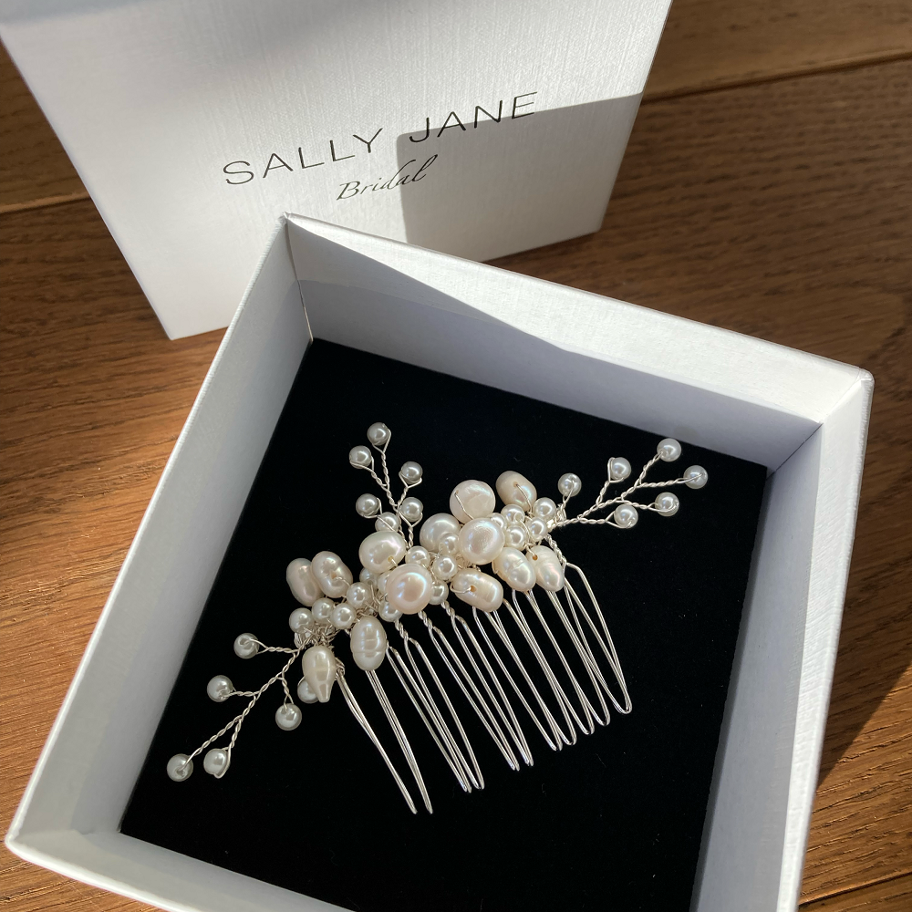 Izabella Haircomb Silver - bridal hair jewelry