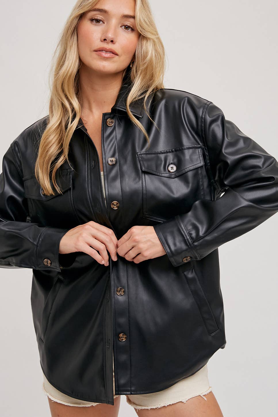 VEGAN LEATHER SHACKET: Black