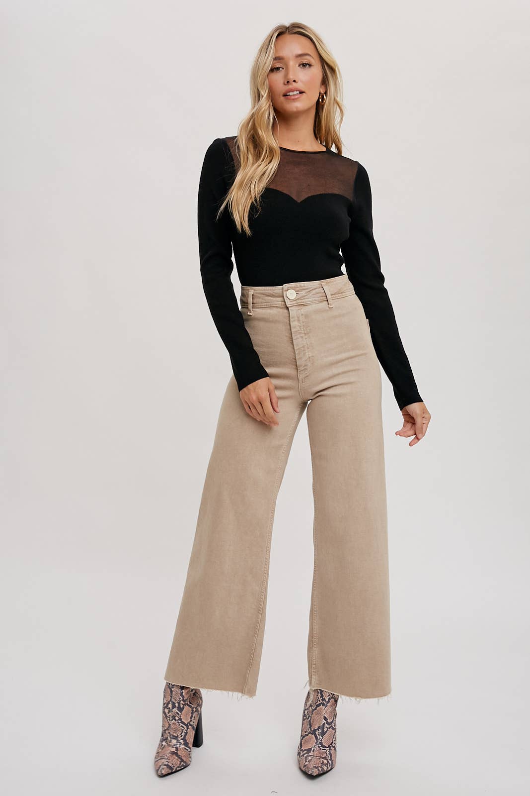 SEMI SHEER SWEETHEART NECK TOP: IVORY