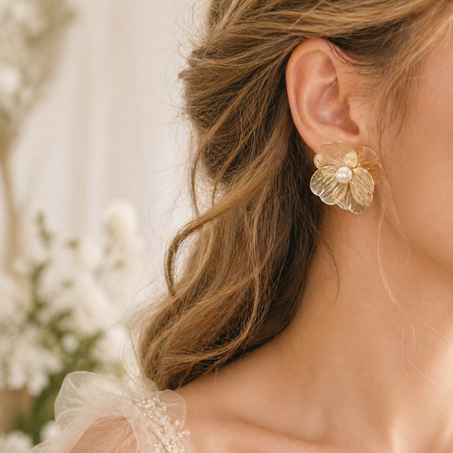 Golden Bloom Stud Earrings – Filigree Design