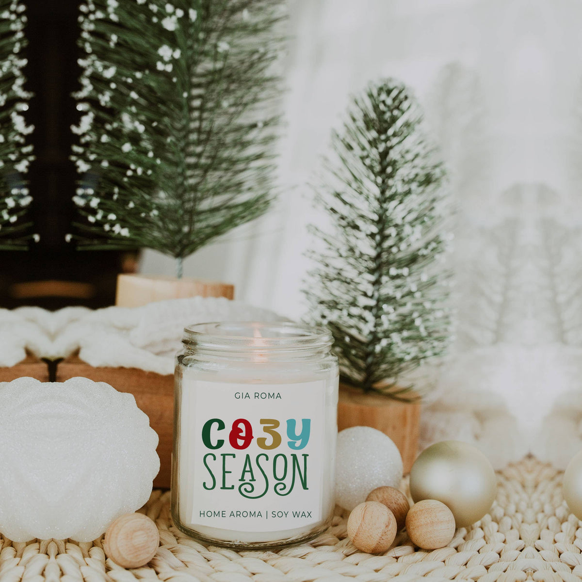 Christmas Decor Candle Gift Holiday Scented Soy Candles Cute: Merry & Bright