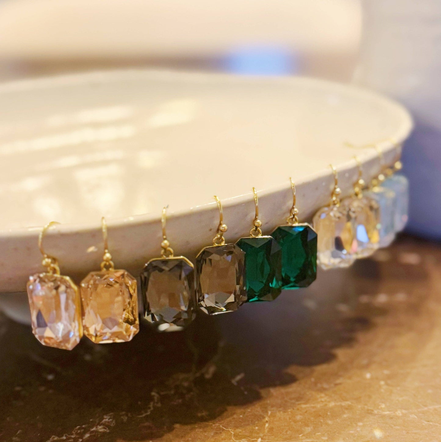 Simple And Classy Jewel Earrings: Emerald Green