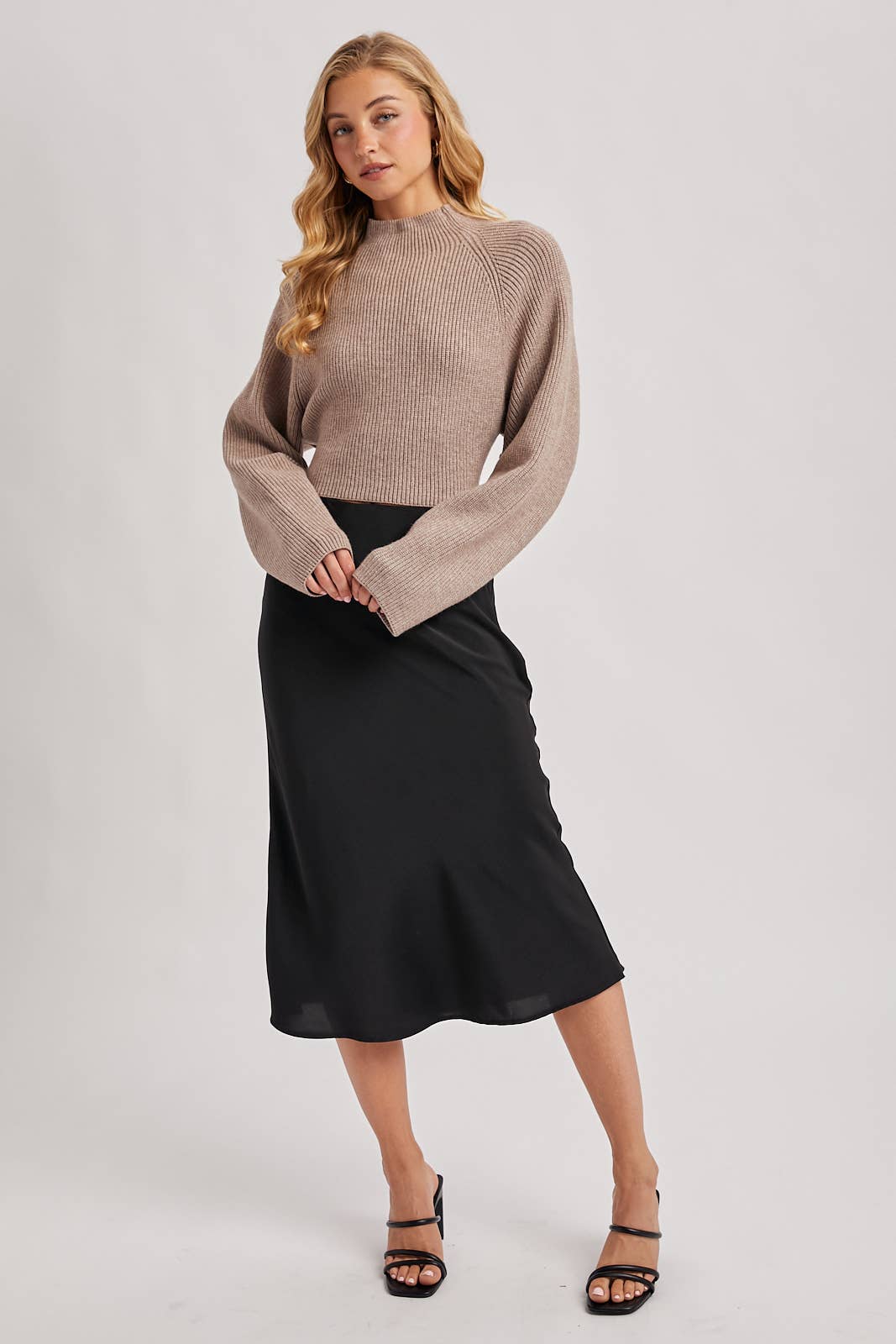 MOCK NECK OPEN BACK RIBBED KNIT TIE SWEATER TOP: LATTE